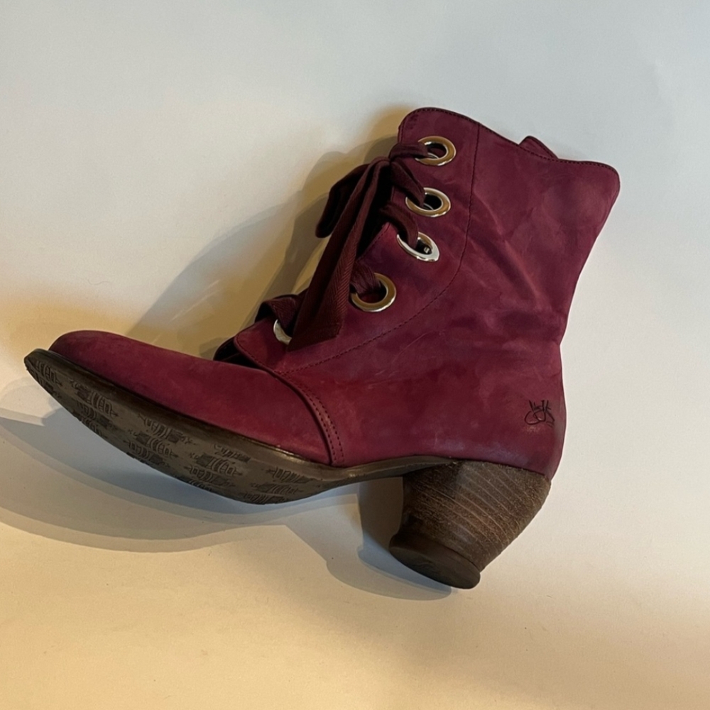 Purple Fluevog Gladstones - Picture 3 of 3